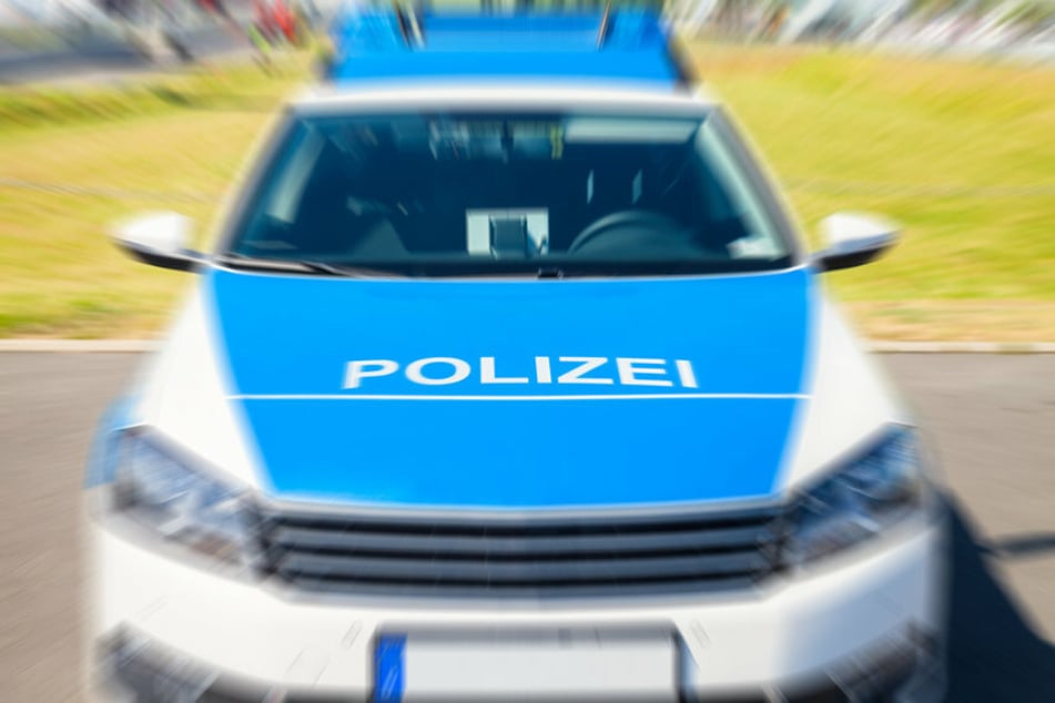 Die Polizei konnte den Exhibitionisten noch in der Nähe des Supermarkts in Freital stellen. (Symbolbild)