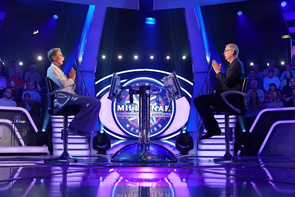 Moderatorin Sonja Zietlow (57) erspielte beim "Wer wird Millionär?"-Promi-Special 64.000 Euro für den RTL-Spendenmarathon.