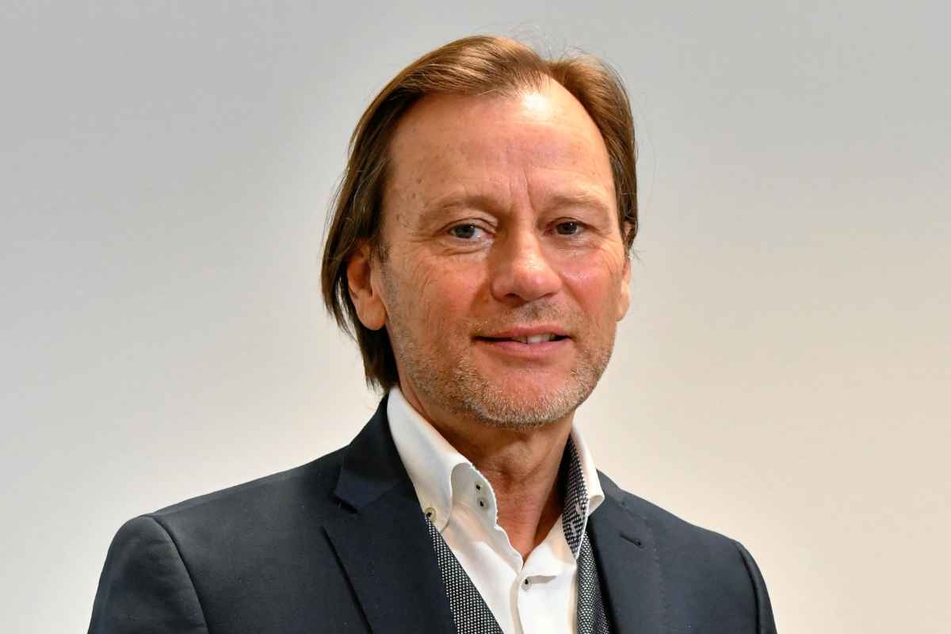 Krieger-Manager Andreas Uhlig (63) kümmert sich um die Vermarktung des gläsernen Kaufhauses.