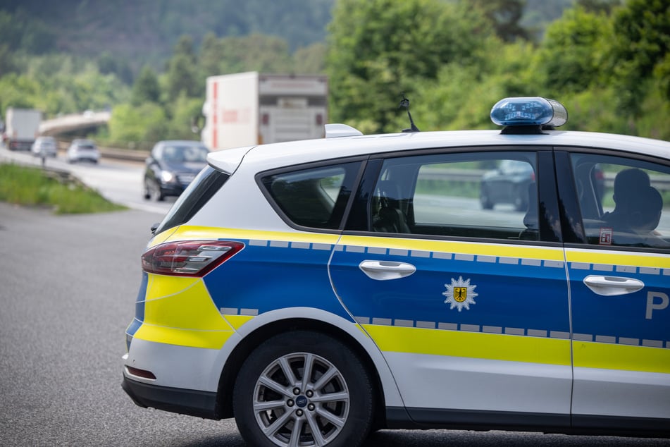 Sechs Verletzte bei Unfall mit Schleuserauto