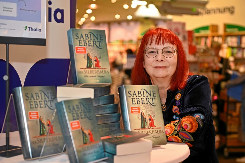 Sachsens Bestseller-Königin Sabine Ebert (67) genießt die Erholung und Stille. (Archivbild)