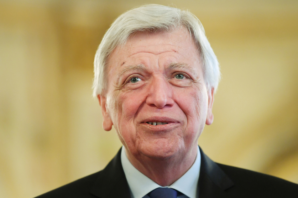 Volker Bouffier (CDU, 68), Ministerpräsident des Landes Hessen, nimmt an der Begrüßung des Hessentagspaars im Hessischen Landtag teil.