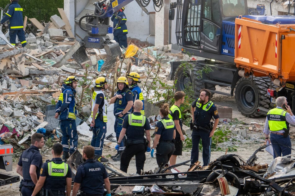 Das Reiheneckhaus stürzte durch die Explosion ein.