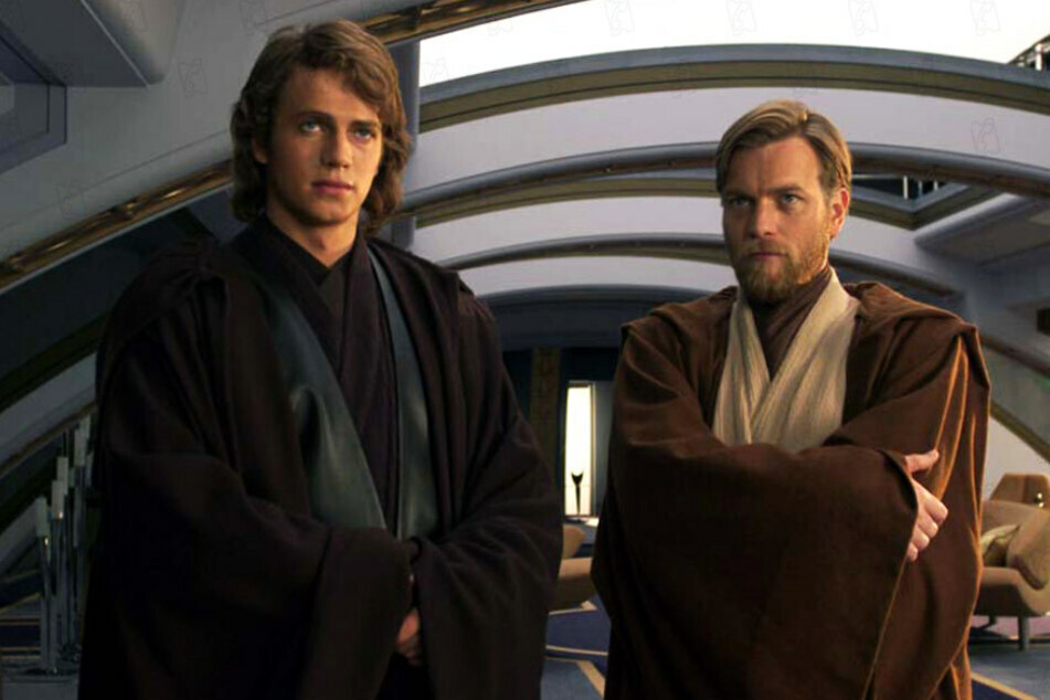 In "Obi-Wan Kenobi" endlich wiedervereint: Anakin Skywalker/Darth Vader (Hayden Christensen, 39, l.) und Ewan McGregor (49).