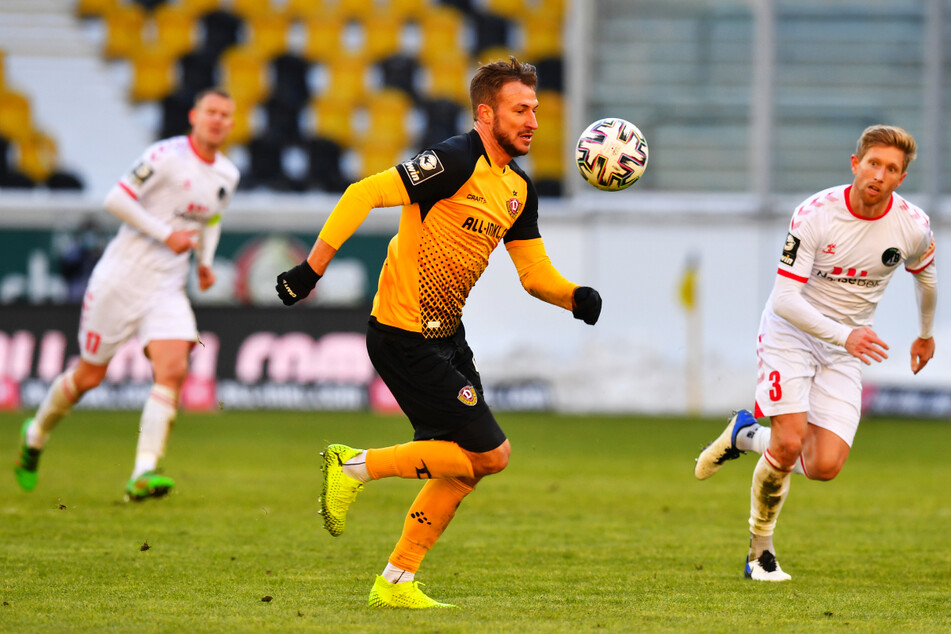 Pascal Sohm (M.) stieg im vergangenen Sommer mit Dynamo Dresden in die 2. Bundesliga auf, zählte dort aber nicht mehr zum Stammpersonal.