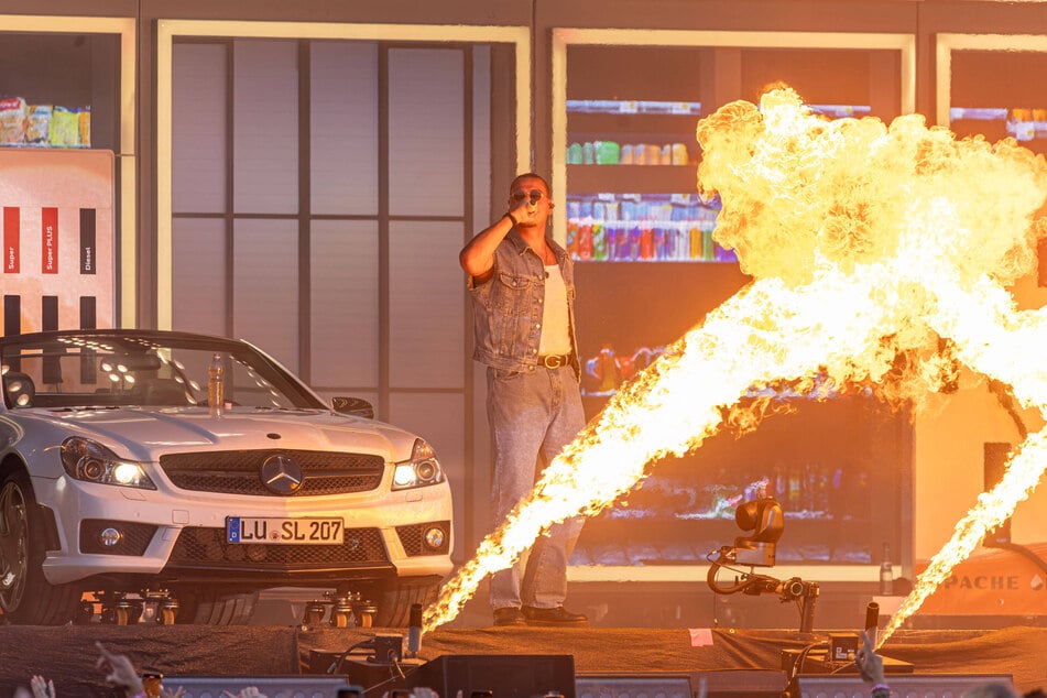 Apache 207 bringt die Filmnächte zum Beben: Rapper zündet Hit-Feuerwerk