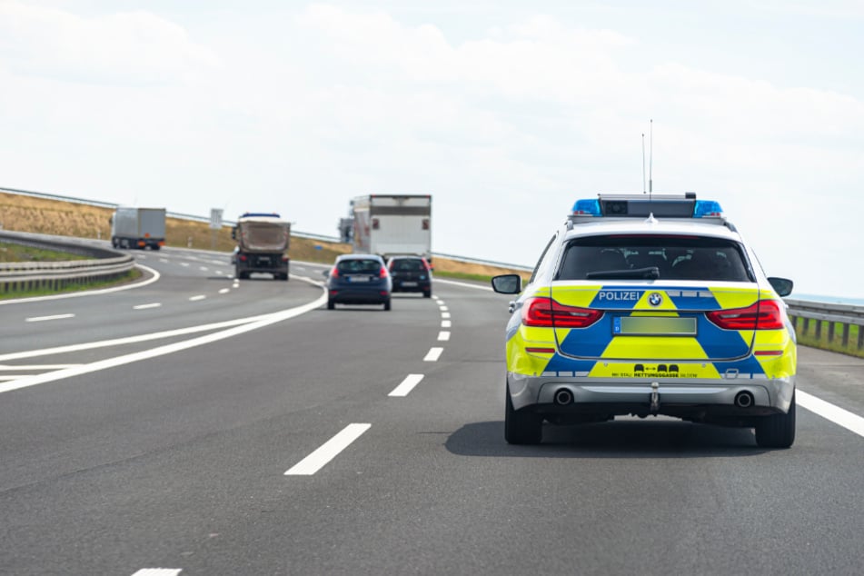 Die Polizei konnte den 31-Jährigen mit seinem Fahrrad auf der A4 vor der Ausfahrt Glauchau-Ost aufgabeln. (Symbolbild)