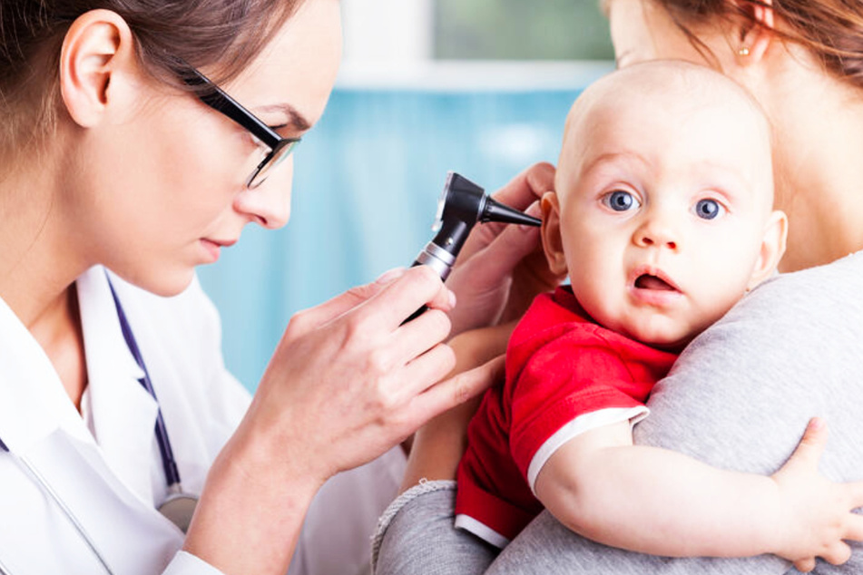 Egal, ob allgemeinärztlich, HNO- oder Kinderarzt: Auch an Pfingsten sind zahlreiche Ärzte in Chemnitz im Bereitschaftsdienst für Euch da. (Symbolbild)