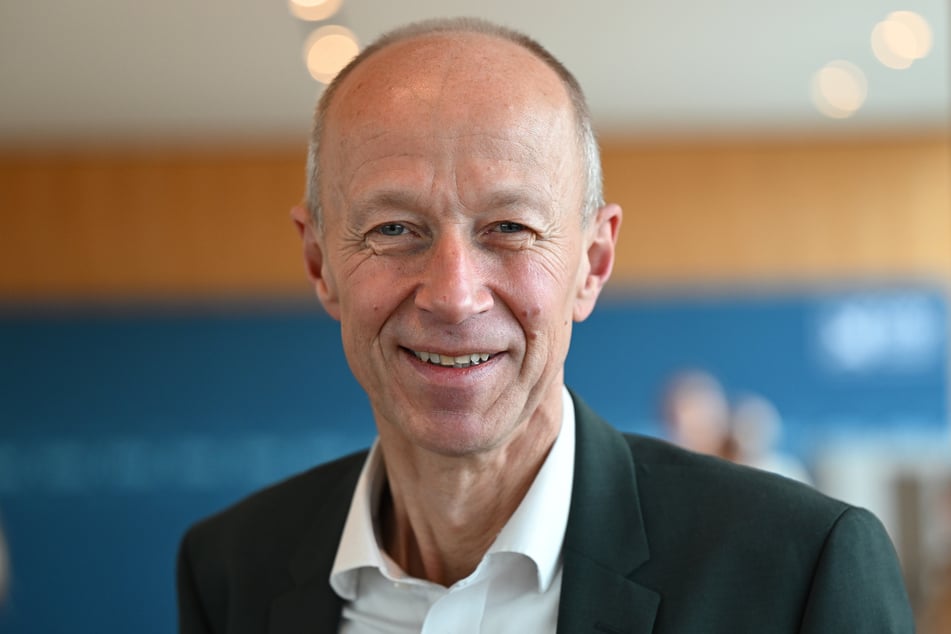 Hessens Kultusminister Armin Schwarz (57, CDU) hat eine klare Meinung.