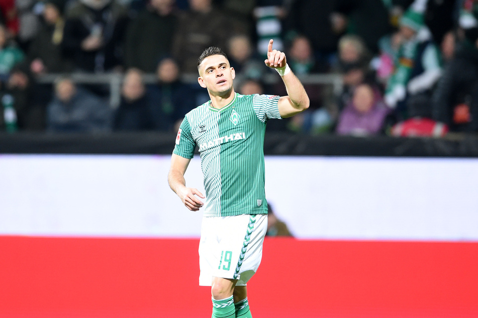Rafael Borré (28) darf Werder Bremen nun doch vorzeitig verlassen.