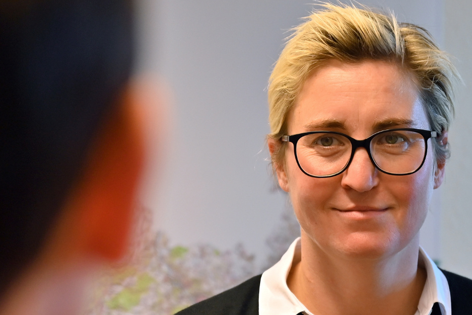 "Vergiftetes Geschenk": Linken-Landeschefin kritisiert Waffenproduktion in Thüringen