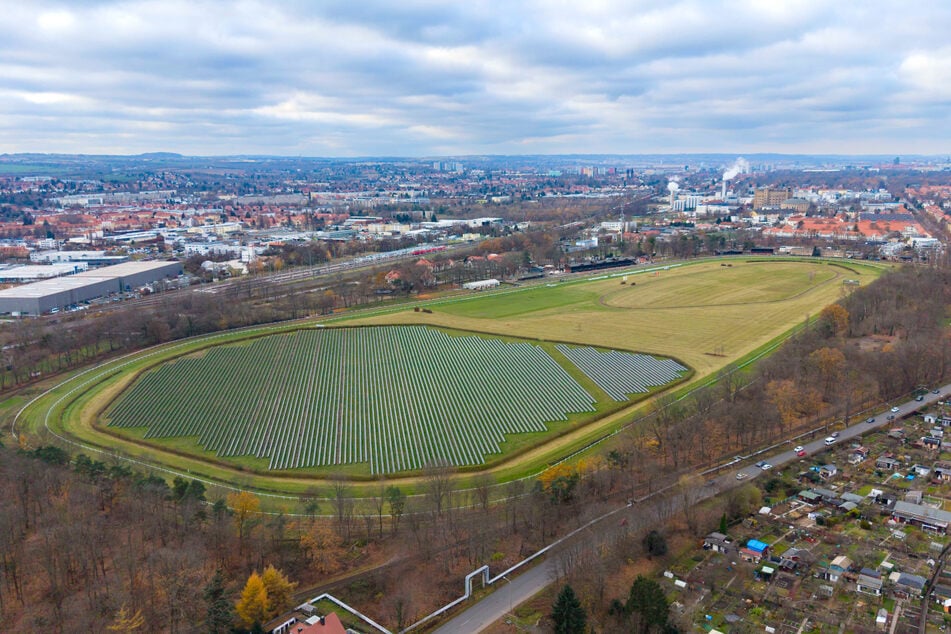 Die Galopprennbahn in Seidnitz ist Kernareal der BUGA. Was hier saniert und ausgebaut werden soll, muss der Stadtrat noch entscheiden.