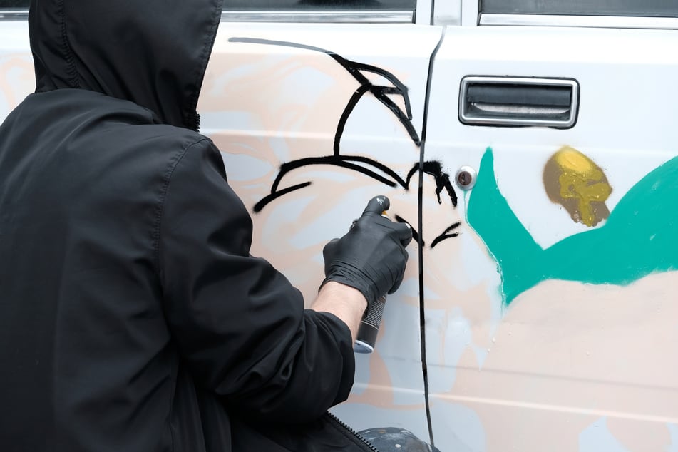 Vandalismus in Bautzen: Über 30 Autos mit Farbe verunstaltet