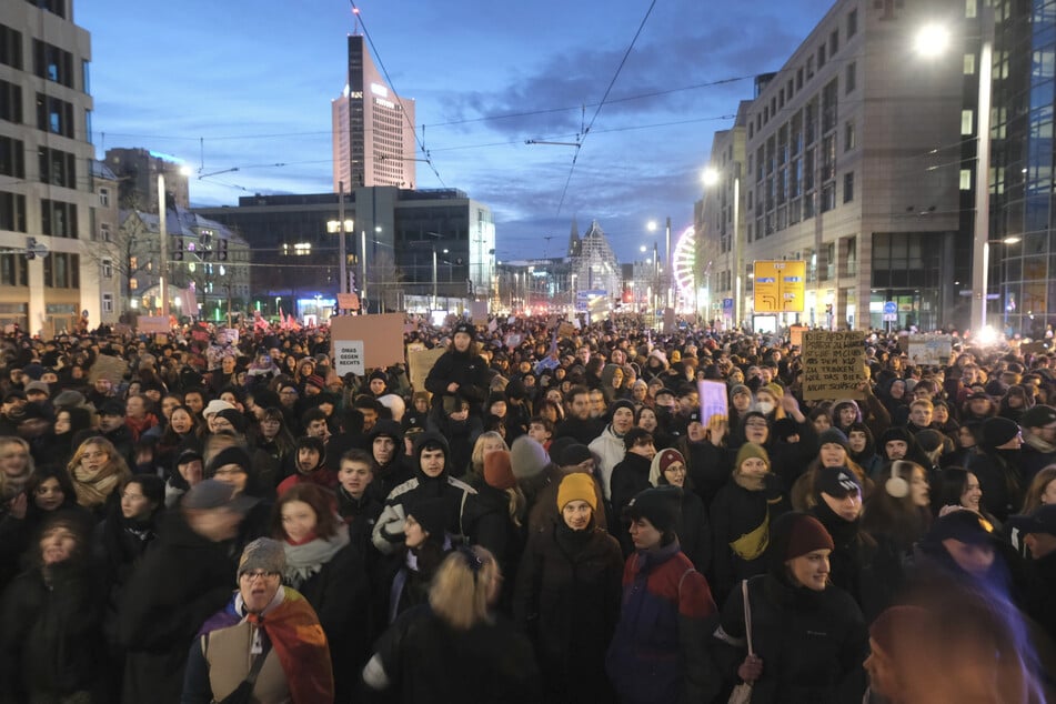 Proteste gegen rechts: Zehntausende in ganz Sachsen auf den Beinen