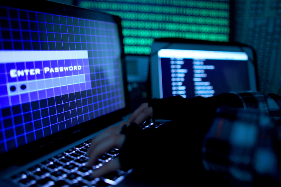 Cyber-Kriminelle betätigen sich vor allem beim Ausspähen und Abfangen von Daten. (Symbolbild)