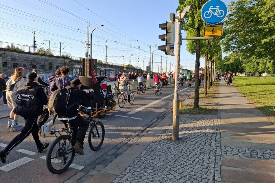 Von der Haltestelle Kongresszentrum/Haus der Presse waren es noch rund sechs Kilometer zum Ziel.