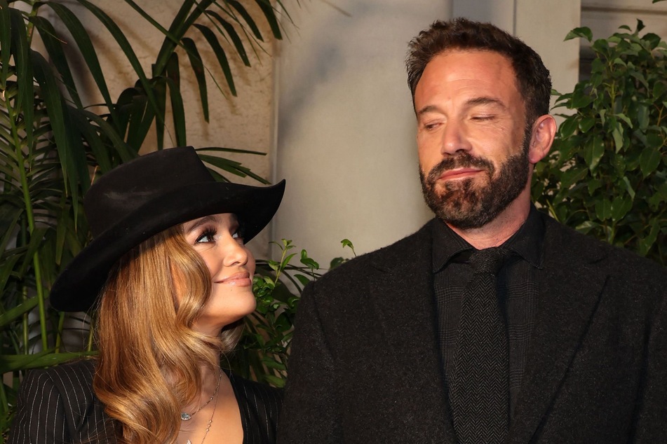Jennifer Lopez and Ben Affleck's (r.) marriage is rumored to still be tense amid the pair's alleged differences.
