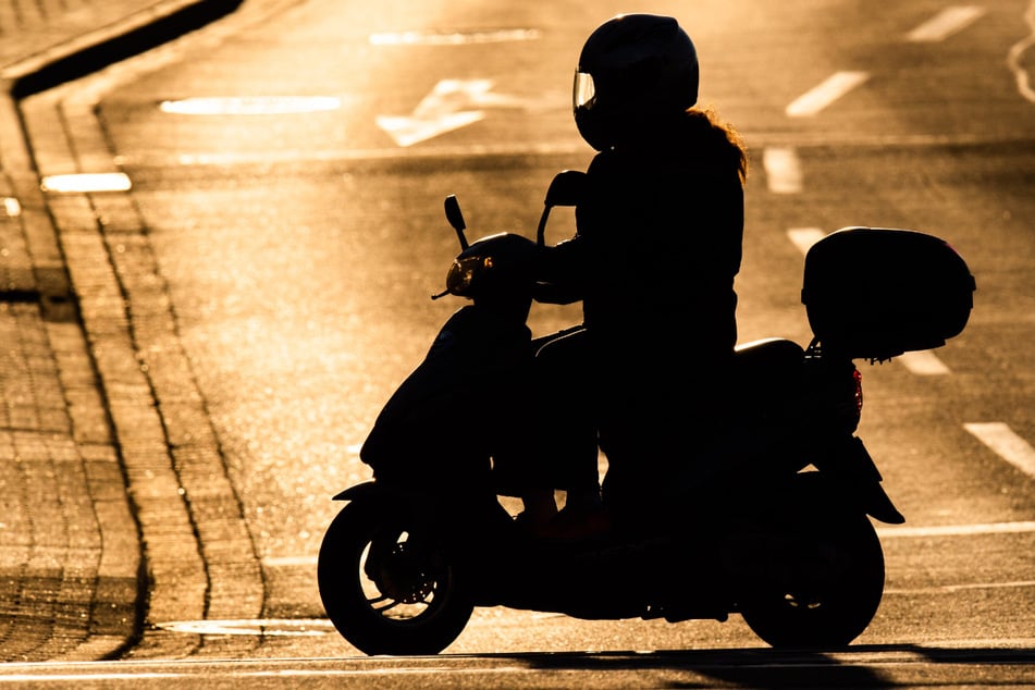 Der Verkauf eines Motorrollers wurde in Oberfranken zum Fall für die Polizei. (Symbolbild)