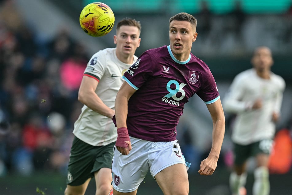Innenverteidiger Maxime Estève (24) wechselt offenbar von Burnley zu RB Leipzig.