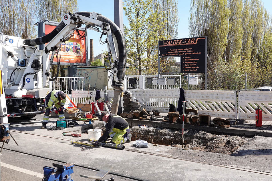 Zwei undichte Armaturen mussten repariert werden.