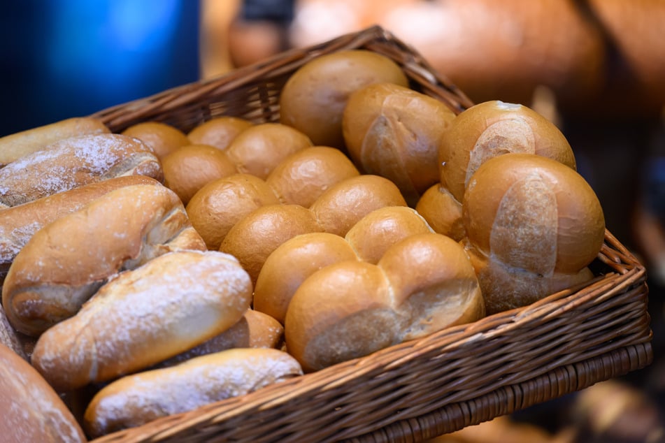 Wird das Brötchen jetzt etwa teurer? Bäcker in NRW bekommen bald mehr Geld