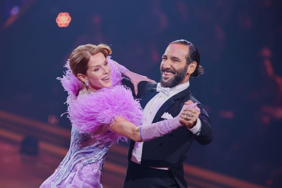 Profitänzer Massimo Sinató (45) ist nicht mehr bei "Let's Dance" dabei.