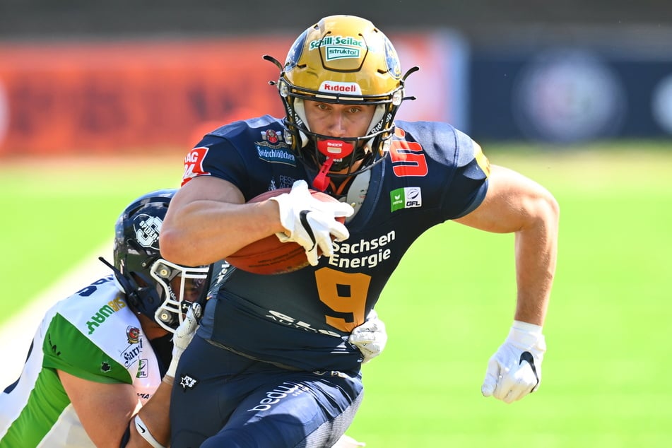 Die Physis von Ethan Janto (25) bringt dem Offensivspiel der Monarchs nicht nur eine Block-Option mehr. Der US-Amerikaner ist auch von seinen Gegenspielern nur schwer zu halten.