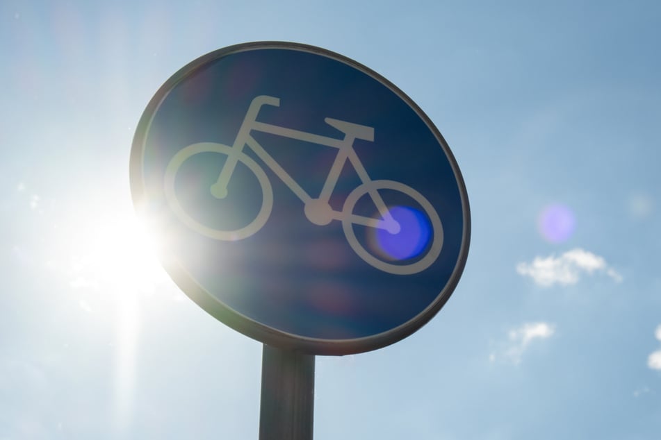 Der Kreuzungsbereich Budapester Straße/Schweizer Straße soll gerade für Radfahrerinnen und Radfahrer sicherer werden. (Symbolfoto)