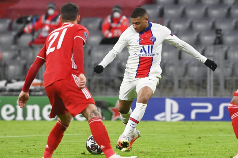 Der FC Bayern München hatte das Spiel gegen Paris Saint-Germain zwar über weite Strecken im Griff, aber PSG-Star Kylian Mbappé blieb zweimal eiskalt.