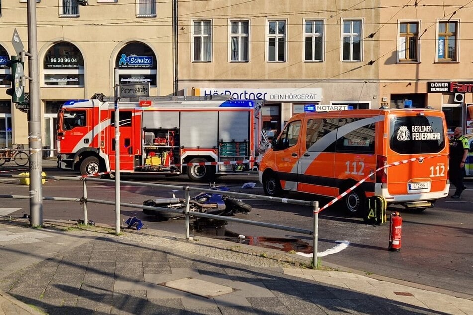 Im Kreuzungsbereich Berliner Allee/Pistoriusstraße kam es zu dem schweren Unfall.