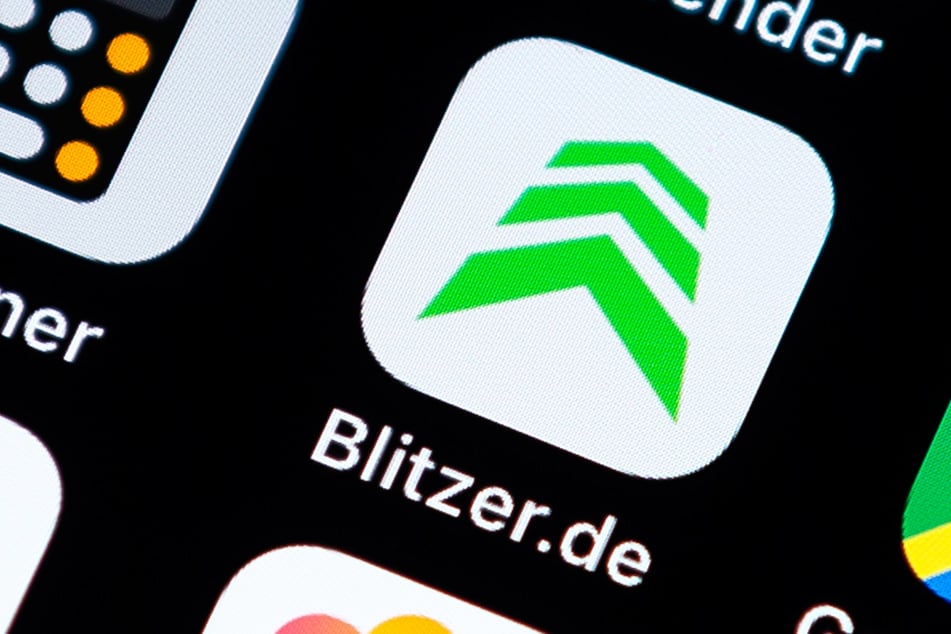 Blitzer-Apps wie diese sind in Deutschland verboten.