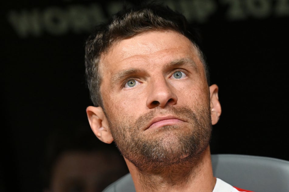 Thomas Müller (35) setzt seine aktive Karriere offenbar fort.