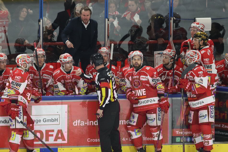 Vor einem pickepapckevollen Sahnpark flogen die Eispiraten aus den Pre-Play-offs.