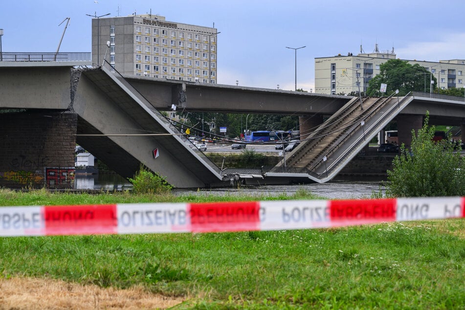 Seit dem Teileinsturz vom 11. September stellt sich auch die Frage nach dem Ersatzneubau.