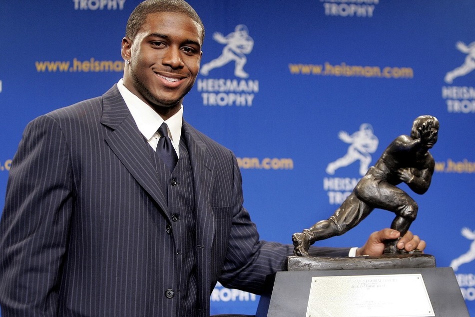15 years after forfeiting the trophy, Reggie Bush is finally honored as the 2005 Heisman Trophy winner.