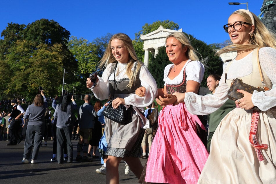 Am Donnerstag dürfte die Wiesn wieder wie gewohnt die Massen anlocken – besonders, weil es sich um einen "blinden Samstag" handelt.