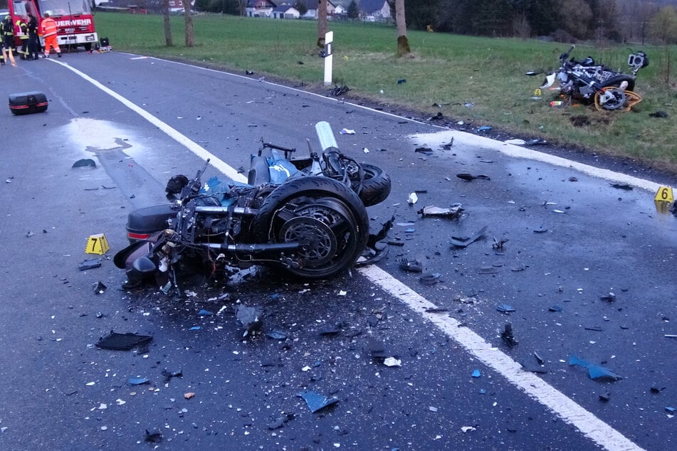 Ein tödlicher Unfall zwischen zwei Motorradfahrern ereignete sich am Sonntag auf einer Landstraße bei Malberg (Eifelkreis Bitburg-Prüm).