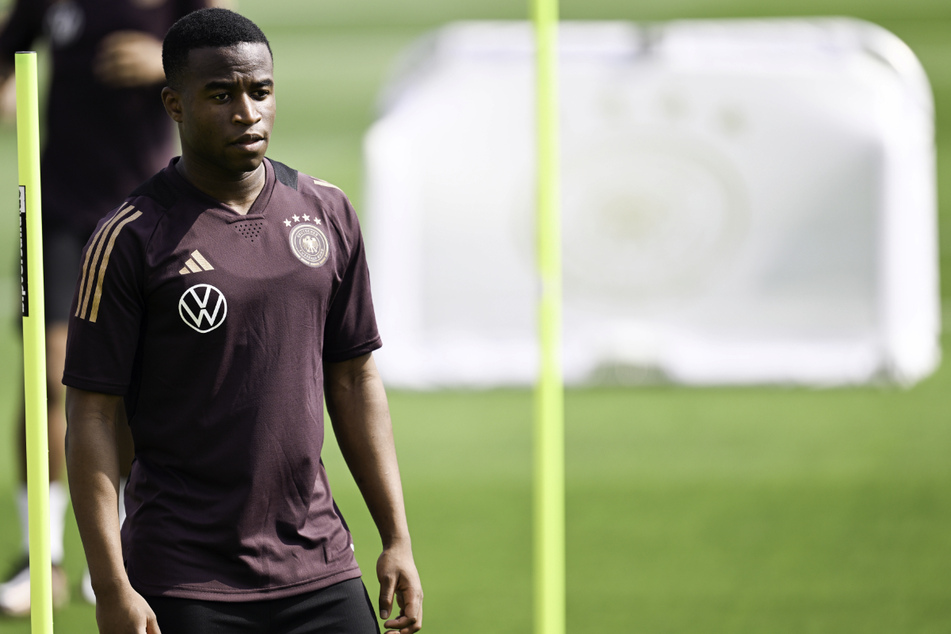 Im Sturmzentrum hat Deutschland kaum Alternativen, weshalb Youngster Youssoufa Moukoko (18) schon in jungen Jahren im DFB-Team durchstarten könnte.