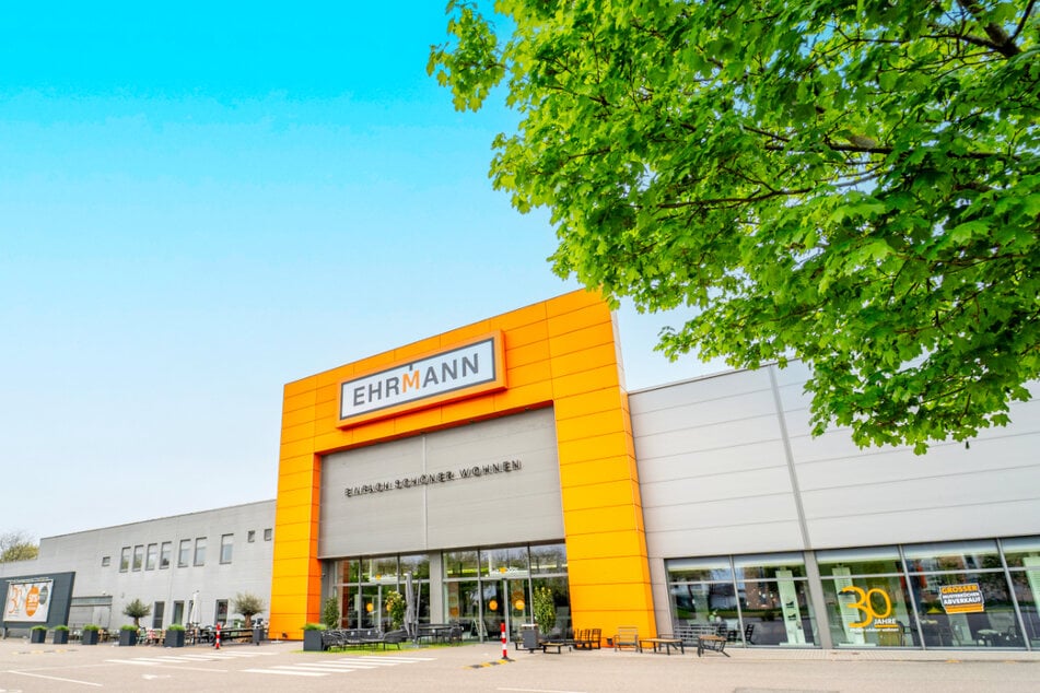 Das Team vor Ort bei Möbel Ehrmann in Frankenthal freut sich auf Euren Besuch.