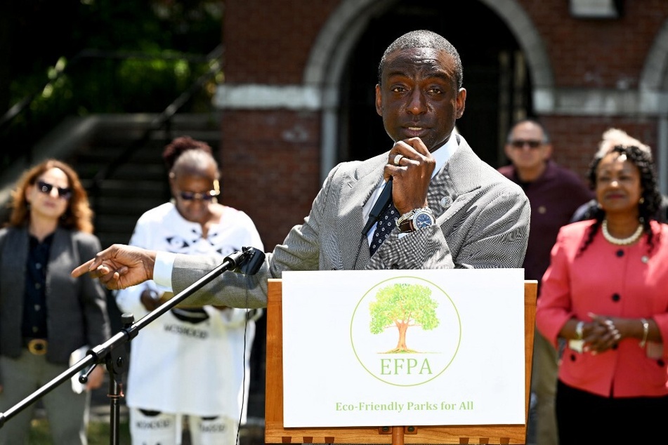 Yusef Salaam appears poised to win his Democratic primary for Harlem's open seat on the New York City Council.