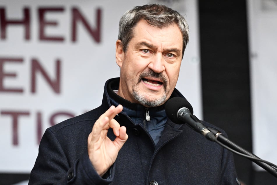 Bayerns Ministerpräsident Markus Söder (57, CSU) hat sich zu einem angestrebten AfD-Verbotsverfahren geäußert.