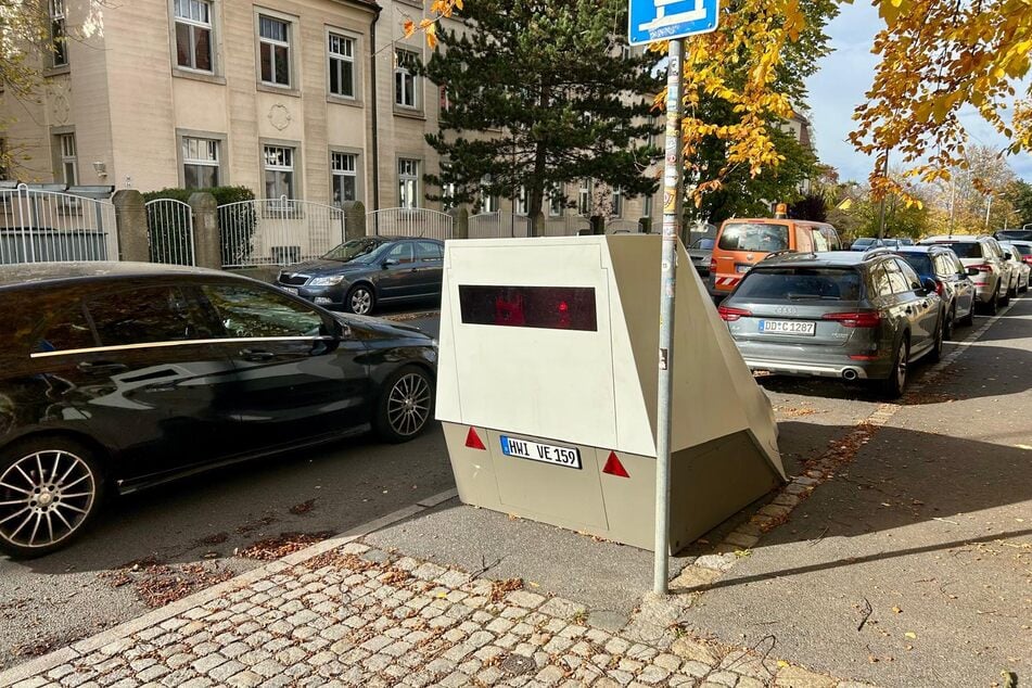 Dieser Superblitzer wurde im Dresdner Stadtteil Plauen entdeckt.