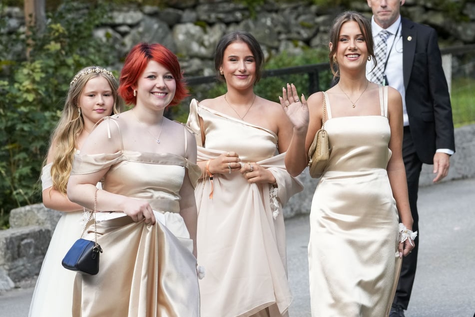Die drei Töchter von Norwegens Prinzessin Märtha Louise (v.l.n.r.): Maud Angelica (23), Emma Tallulah (17) und Leah Isadora (21).