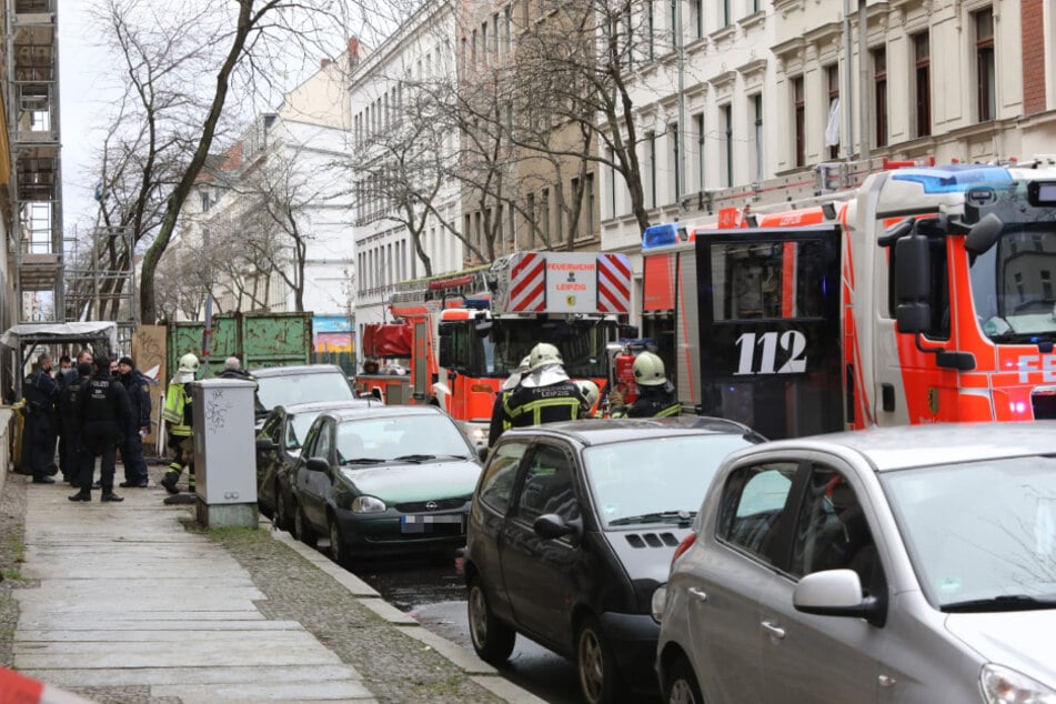 Unbestätigten Informationen zufolge soll der Brand von einem Sofa ausgegangen sein.