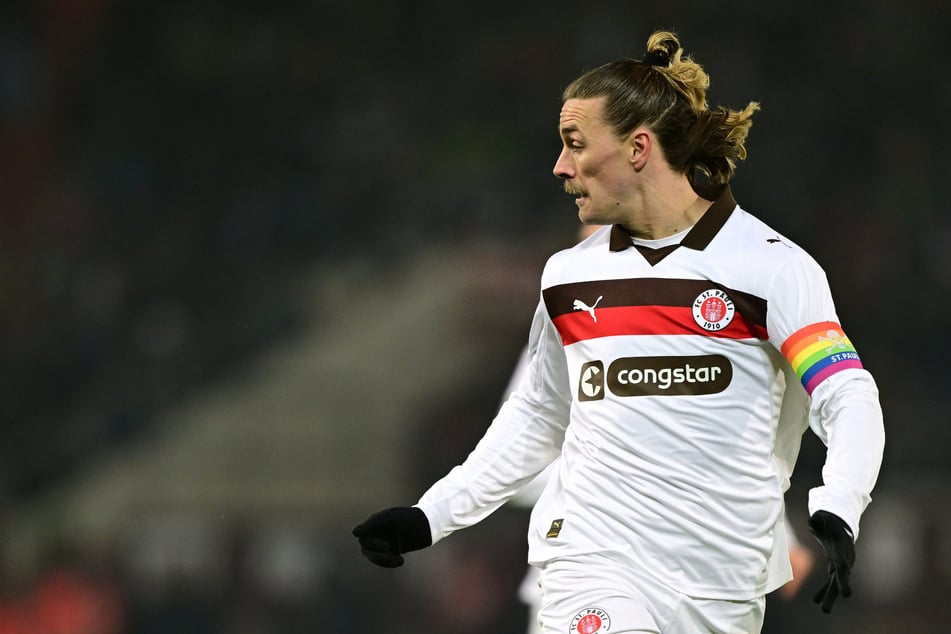 Jackson Irvine (32) kehrte nur kurze Zeit nach seinen erneuten Fußproblemen zurück. Dennoch ist Vorsicht geboten.