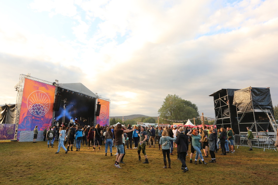Knapp 2000 Besucher kamen am Wochenende zum "Rocken am Brocken"-Festival in den Harz.