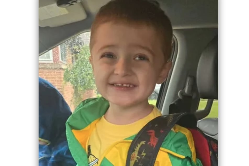 Julian Wood (†3) wurde schwer am Gesicht und Rücken verletzt.