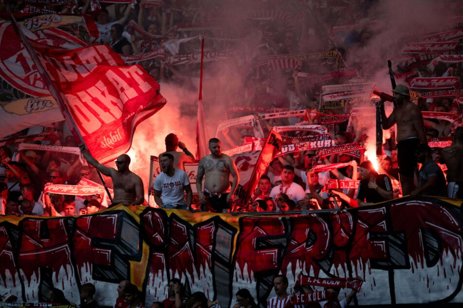 Die Fans des 1. FC Köln gelten in Teilen als aggressiv und gewaltbereit. (Archivbild)