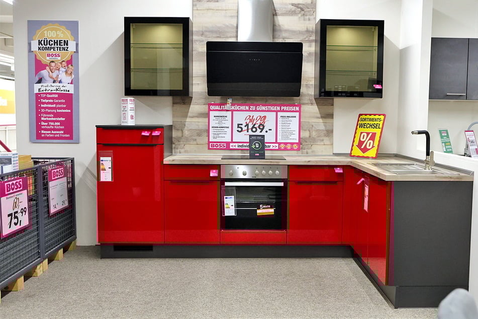 Wer eine neue Küche plant, muss am Sonntag (7.12.) in dieses Möbelhaus