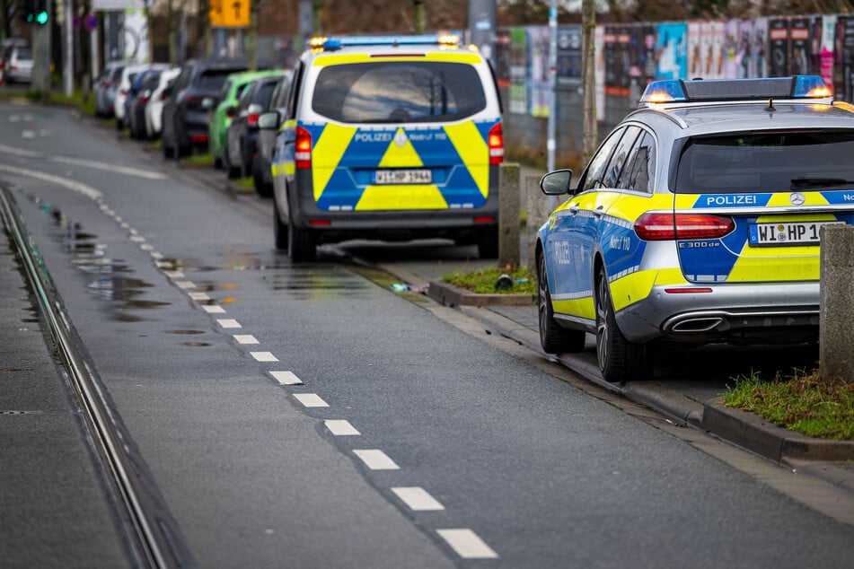 Die Polizei war mit mehreren Wagen am Einsatzort.